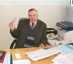 Геннадий Емельянов, первый заместитель главы Крутинской администрации, Омская область