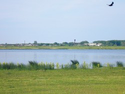 Озеро Могильное, на берегу село Могильно-Посельское
